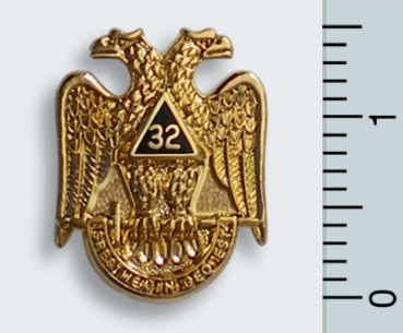 Pin's "REAA", 32